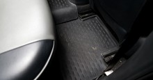 Fitted floor mats.